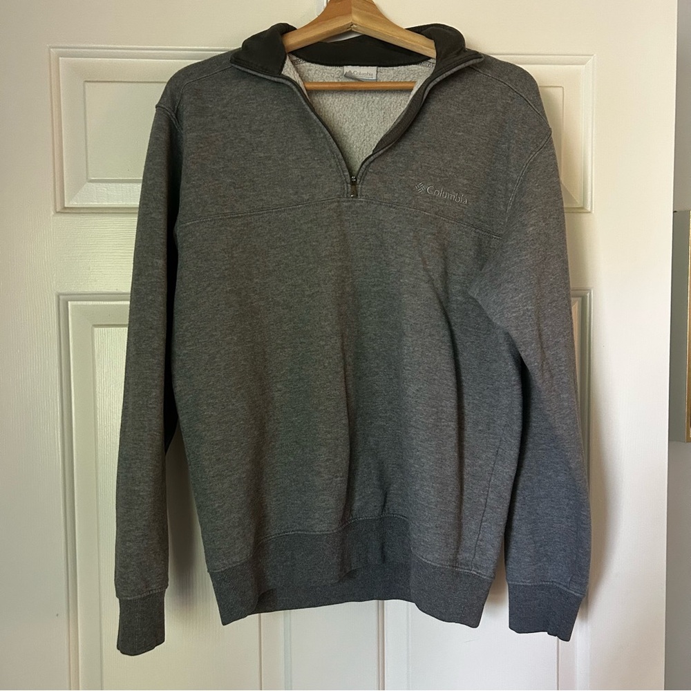 Columbia Men's Gray quarter Zip-Up Sweater small